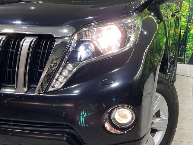 �yLED�w�b�h���C�g�z���V����ԑ��s�����ǍD�Ȏ��E���m�ۂ����S���ĉ^�]�ł��鍂�P�xLED�w�b�h���C�g�𑕔�!�_�����x�������A����d�͂��}�����Ă��܂��B