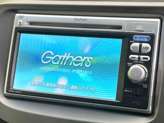 �y�����i�r�z�l�C�̏����i�r�𑕔����Ă���܂��B�i�r�̎g���₷���͂������A�I�[�f�B�I�@�\���[��!�L�����v�◷�s�͂������A�ʋ΂┃�����ȂǕ��i�̃h���C�u���y�����Ȃ�͂���