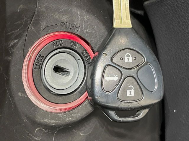 �y�L�[���X�z�������ꂽ�ꏊ����ł��{�^����Ńh�A�̊J���E�{�����ł���̂łƂ��Ă��֗�!�h�A�̌�������ɏ������邱�Ƃ�����܂����