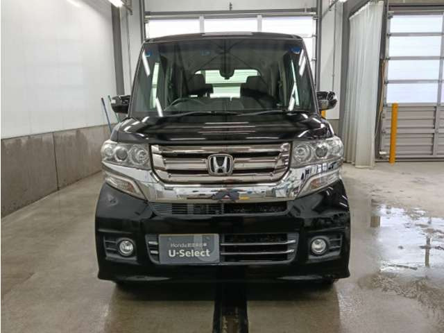 N-BOX+カスタムG Lパッケージ  2トーンカラースタイル 4WD