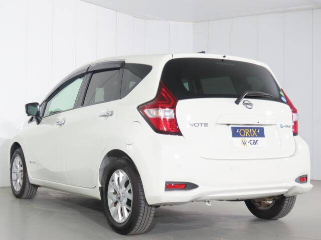 AIS����:���X�ł̓g���^�E�z���_�E�j�b�T���E�}�c�_�E�X�o�����[�J�[�n�̒��ÎԎ��Ɖ�Ђƕ��В�g��Ђ�6�Ђœ��ꂳ�ꂽ�u�]����v�u������v�ɑ���A�����Ɍ����]�������M���̂����鍸��