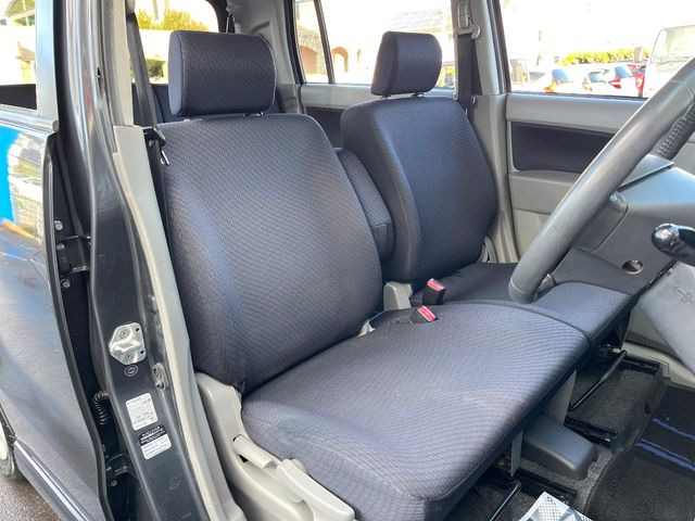 �^�]�ȃV�[�g���͎g�p�������Ȃ��A�ǍD�ȏ�ԂƂȂ��Ă��܂��B���J�Ɏg���Ă������Ƃ��悭�킩��܂��ˁB