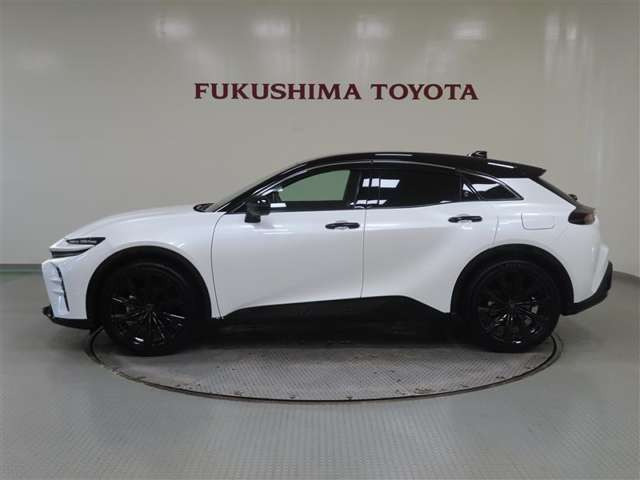 クラウンスポーツ2.5 Z E-Four 4WD