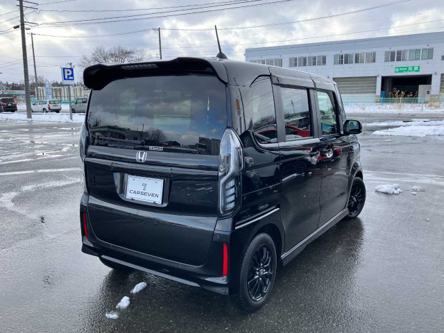 N-BOXカスタムL スタイルプラス ブラック