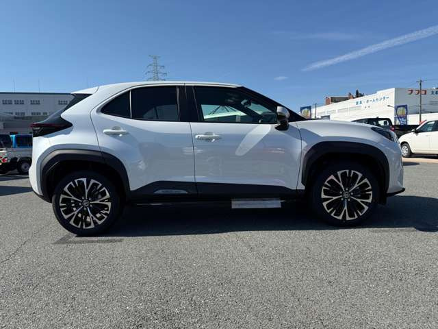 ���J�[�i�r�A�A���~�z�C�[���AHID���C�g���̃J�[�p�i��������舵���Ă��܂�������]������΂��Ђ����k����������