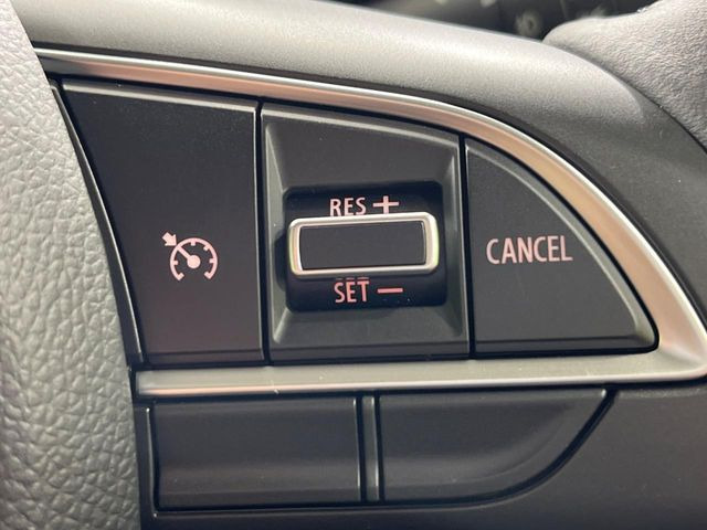 �y�N���[�Y�R���g���[���z�������H�����N���N���s�B�A�N�Z���𗣂��Ă���葬�x�ő��s���ł��A�������^�]���̕��S���y��!�����E�������ȒP�ȃX�C�b�`����Œ����ł��܂��B