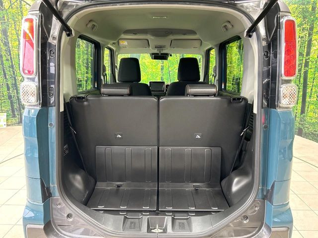 ���i�̂���������ʋ΁A���}���ɏ\���ȉ׎��X�y�[�X���m�ۂ��Ă���܂��B�Z�J���h�V�[�g��|���ƁA�傫�ȉו��̐ύڂ��\�ł���