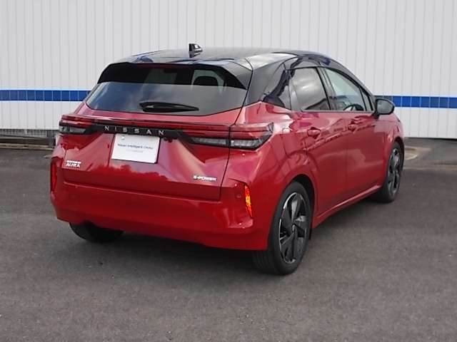 ノートオーラ1.2 G レザーエディション