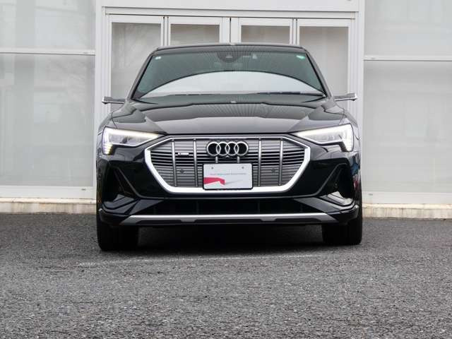 e-tronスポーツバック55 クワトロ 1st エディション バーチャルエクステリアミラー仕様 4WD