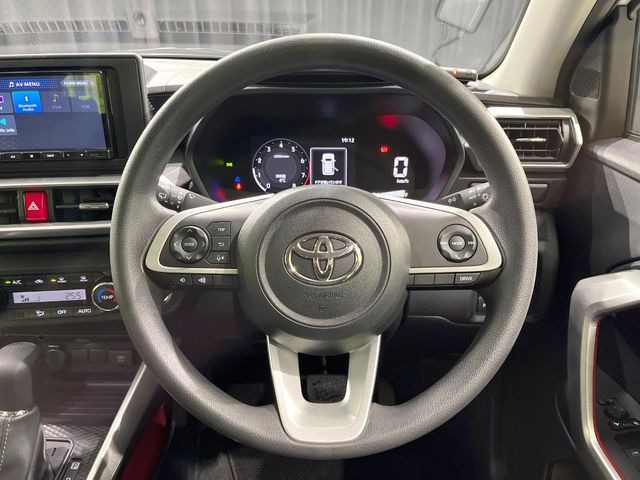 �y�X�e�A�����O�X�C�b�`�z�^�]���A�O������ڐ������炷���ƂȂ��A�I�[�f�B�I���̑��삪�\�ȕ֗��@�\!���S&���K�ȃh���C�u�����o���Ă���܂���