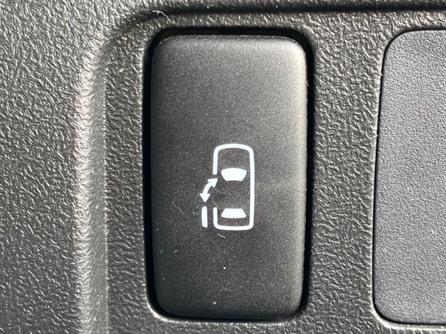 �y�p���[�X���C�h�h�A�z�X�}�[�g�L�[��^�]�Ȃ̃X�C�b�`�ŃX���C�h�h�A�̊J���\���d��������͂����ăh�A���J����K�v�������A���������q�l�ł��A�d���ו��������Ă��鎞�����N�ɊJ���߂ł��܂���