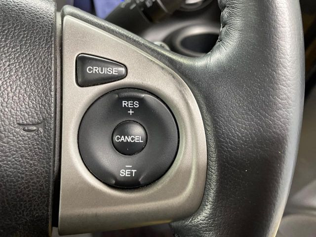 �y�N���[�Y�R���g���[���z�������H�����N���N���s�B�A�N�Z���𗣂��Ă���葬�x�ő��s���ł��A�������^�]���̕��S���y��!�����E�������ȒP�ȃX�C�b�`����Œ����ł��܂��B