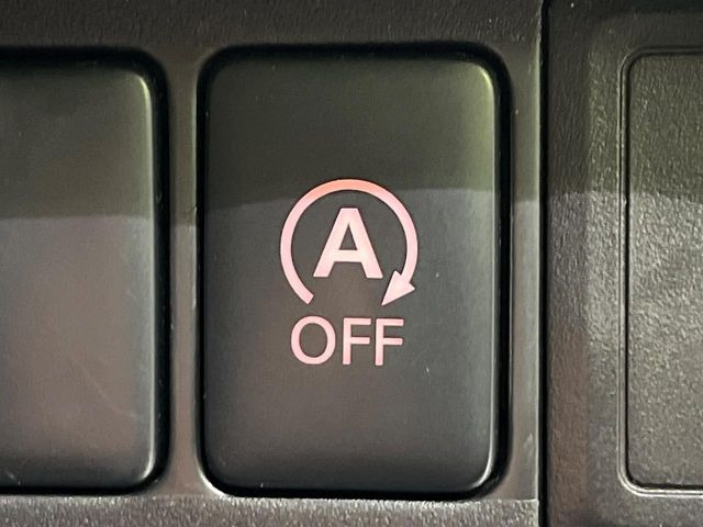 �y�A�C�h�����O�X�g�b�v�z�ԐM����a�؂Œ�Ԃ����ۂɃG���W�����~���A���ʂȔR���̏����}���܂��B�R��������ی�ɂȂ���@�\��G���W���̓u���[�L�𗣂��΍Ďn�����܂��B