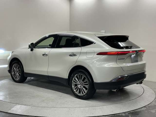 �l�C�̎Ԏ킪�����낢!�e���[�J�[ �ŐV�l�C�Ԃ����C���i�b�v!���ĐG���đI�ׂ�W����ł�!