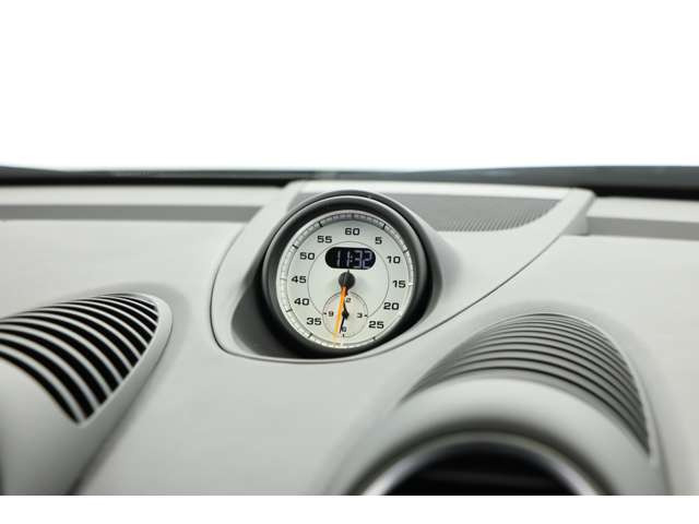 �y���y���C�I�t�@�N�g���[�Z���^�[�z�A���Ԑ��H��n�����J�j�b�N�̂ق��A �T�[�r�X�X�^�b�t���ݐЂ��v���ɂ�����ꂪ�\�ł��B�Z�[�t�e�B���[�_�[�ɂĂ��q�l�̂�����܂Ńs�b�N�A�b�v�T�[�r�X���s���Ă���܂��B