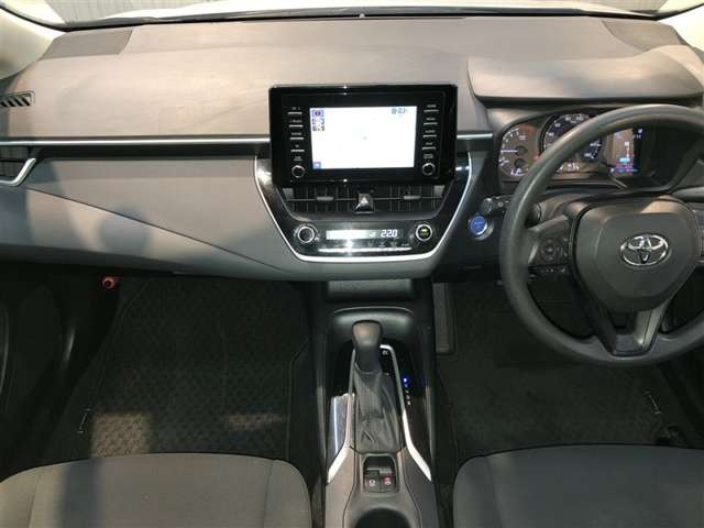 カローラツーリング1.8 ハイブリッド G-X E-Four 4WD