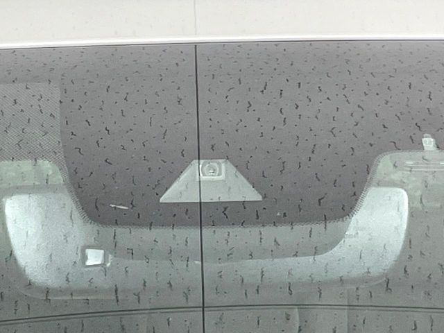 �y�v���N���b�V���Z�[�t�e�B�z�O���̎ԗ��������m���A�Փ˂������Ȏ��͌x��Œ��ӂ𑣂��A�u���[�L�𓥂ޗ͂��T�|�[�g�B�u���[�L�𓥂߂Ȃ������ꍇ�͏Փ˔�Q�y���u���[�L���쓮�A�Փˉ�����T�|�[�g���܂��B