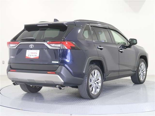 RAV4