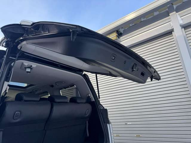 ��JR�]�ʉw�܂ł��}���ɏオ��܂��������X���A������ʋ@�ւł��z���̍ۂɂ̓X�^�b�t�����}���ɏオ��܂��B���C�y�ɂ��\���t����������!