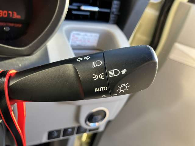 �I�[�g���C�g�V�X�e��!���̖͂��邳�����m���Ď����Ń��C�g�_��!�g���l���Ȃǂŕ֗��ł�!