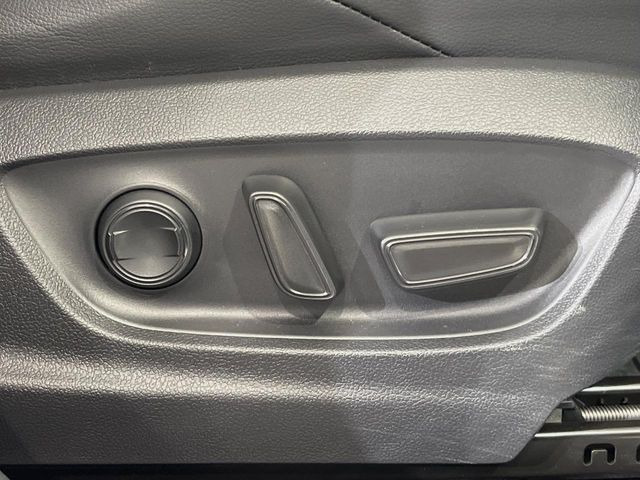 �y�p���[�V�[�g�z�X�C�b�`��ŊȒP�ɃV�[�g�̔��������\!�d��������͂�����܂���!���K�ȃV�[�g�|�W�V�����ɃZ�b�g���āA���K�ȃh���C�u�����y���݂��������B