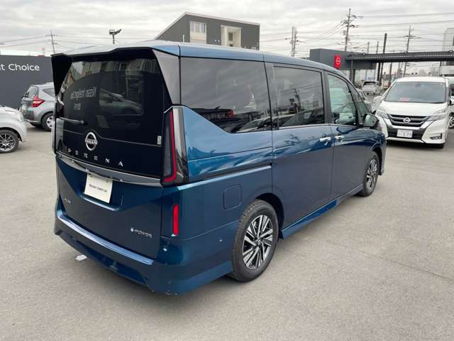 セレナ1.4 e-POWER ルキシオン