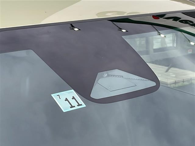 ヴェゼル1.5 e:HEV X