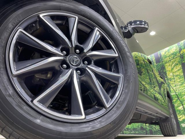 �y����19�C���`�A���~�z�C�[���z�O�ςɃ}�b�`���������A���~�z�C�[���𑕒����Ă���܂��B�e��ЊO�A���~�z�C�[����A�X�^�b�h���X�^�C�����戵�����Ă���܂��B���񂲑��k����������