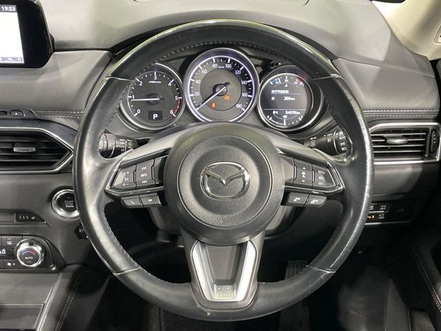 �y�����v�����X�e�A�����O�z�㎿�Ȋv���g�p���邱�ƂŁA��ɂ����������݂ƂĂ��^�]���₷���n���h���ł���