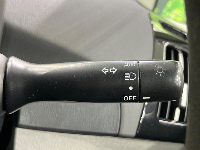 �y�I�[�g���C�g�z����̖��邳�ɉ����Ď����Ńw�b�h���C�g�̓_���E�������ł���@�\�ł�!���C�g�̕t���Y��E�����Y��Ȃǂ������Ȃ�A�J�̓���[���̑��s�����S!�g���l���ʉߎ����֗��ł��ˁ�