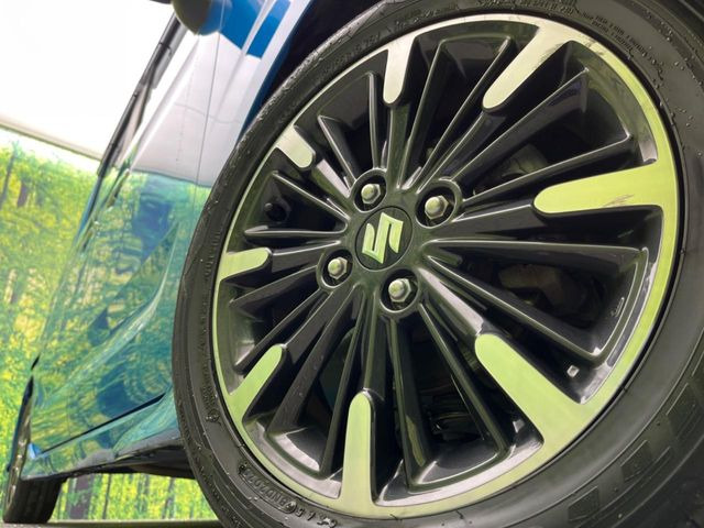 �y����15�C���`�A���~�z�C�[���z�O�ςɃ}�b�`���������A���~�z�C�[���𑕒����Ă���܂��B�e��ЊO�A���~�z�C�[����A�X�^�b�h���X�^�C�����戵�����Ă���܂��B���񂲑��k����������