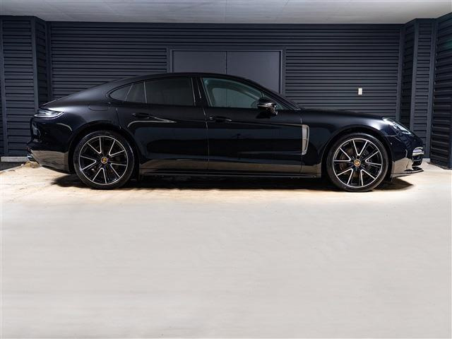 パナメーラプラチナエディション PDK