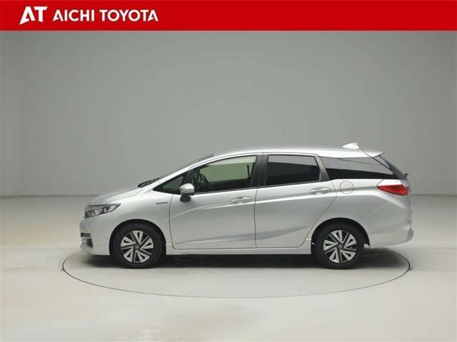 シャトル1.5 ハイブリッド