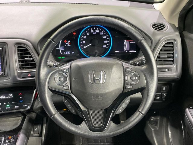 �y�����v�����X�e�A�����O�z�㎿�Ȋv���g�p���邱�ƂŁA��ɂ����������݂ƂĂ��^�]���₷���n���h���ł���