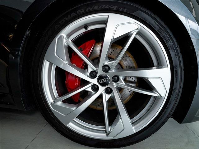 ����E�����������Ă���܂��B���C�y�ɂ����k���������B