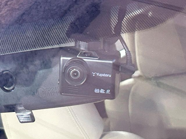 �y�h���C�u���R�[�_�[�z�h���C�u���R�[�_�[����!���s���͂������A������^�]�⎖�̂ɑ��������ہA�f���ŋL�^���A����̃��X�N�ɔ����܂��B���L�^�pSD�J�[�h�͂��q�l�����g�ł��������������K�v������܂��B