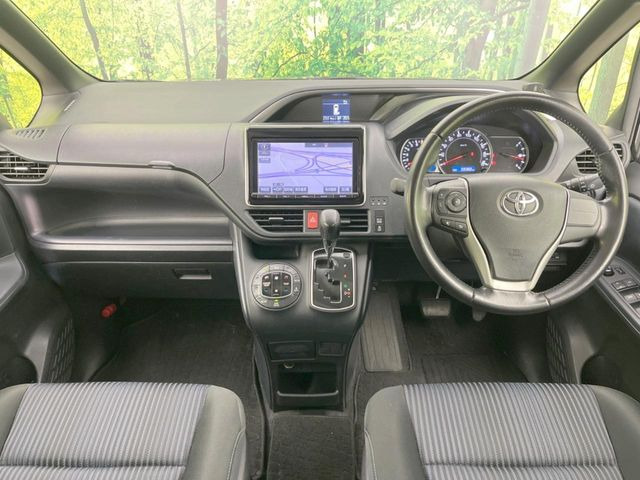 ヴォクシー2.0 ZS 煌