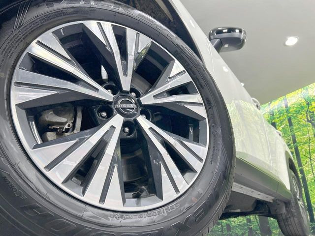 �y����18�C���`�A���~�z�C�[���z�O�ςɃ}�b�`���������A���~�z�C�[���𑕒����Ă���܂��B�e��ЊO�A���~�z�C�[����A�X�^�b�h���X�^�C�����戵�����Ă���܂��B���񂲑��k����������