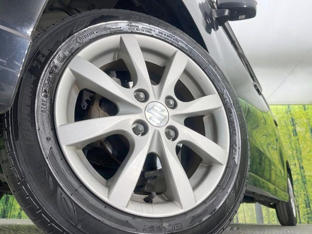 �y�����A���~�z�C�[���z�O�ςɃ}�b�`���������A���~�z�C�[���𑕒����Ă���܂��B�e��ЊO�A���~�z�C�[����A�X�^�b�h���X�^�C�����戵�����Ă���܂��B���񂲑��k����������