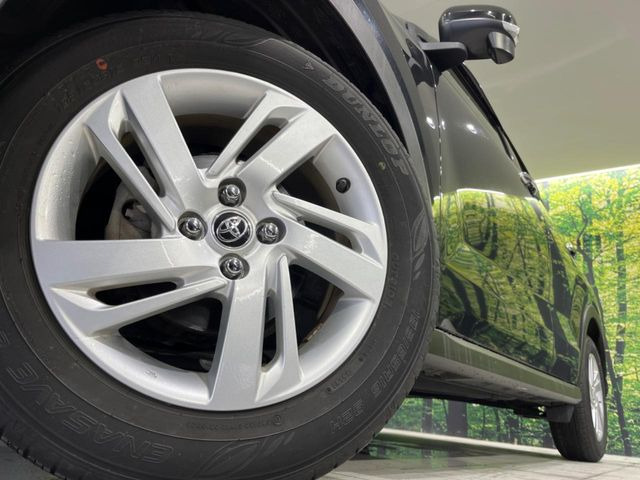 �y����16�C���`�A���~�z�C�[���z�O�ςɃ}�b�`���������A���~�z�C�[���𑕒����Ă���܂��B�e��ЊO�A���~�z�C�[����A�X�^�b�h���X�^�C�����戵�����Ă���܂��B���񂲑��k����������