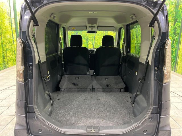 ���i�̂���������ʋ΁A���}���ɏ\���ȉ׎��X�y�[�X���m�ۂ��Ă���܂��B�Z�J���h�V�[�g��|���ƁA�傫�ȉו��̐ύڂ��\�ł���