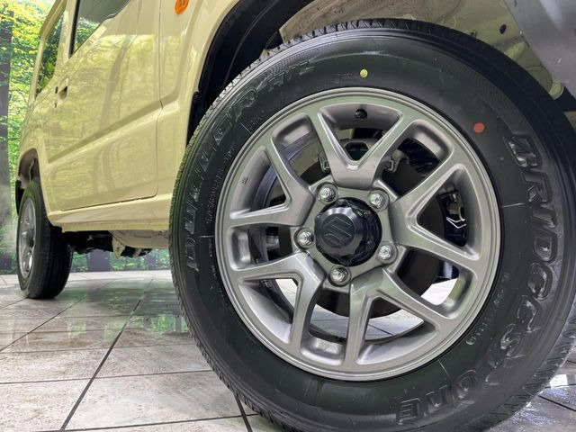 �y����16�C���`�A���~�z�C�[���z�O�ςɃ}�b�`���������A���~�z�C�[���𑕒����Ă���܂��B�e��ЊO�A���~�z�C�[����A�X�^�b�h���X�^�C�����戵�����Ă���܂��B���񂲑��k����������