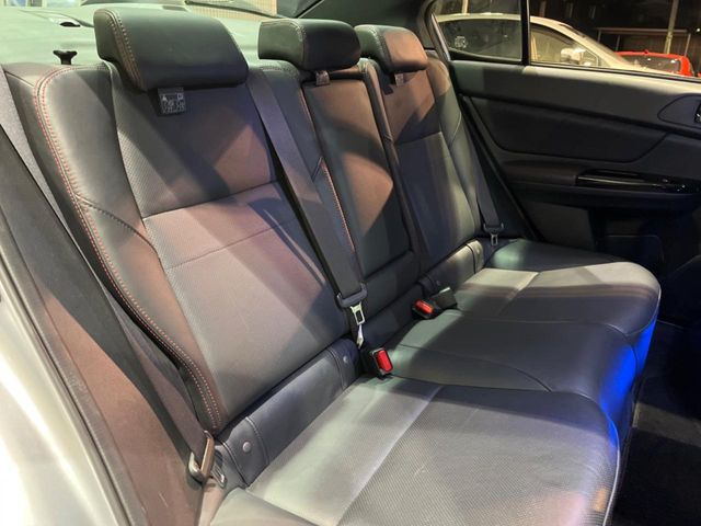 �L�X�Ƃ���2��ڃV�[�g�͋��Z���������A���S�n�����K!�F�B��Ƒ��Ƃ̂��o�����ɂ҂�����ł��B�x�r�[�V�[�g��`���C���h�V�[�g�g�p�������K�ɂ��߂�������������\���ȋ�Ԃ��m�ۂ��Ă��܂��B