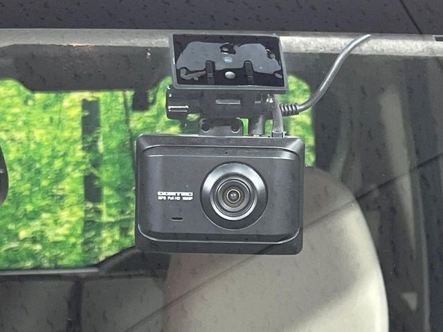 �y�h���C�u���R�[�_�[�z�h���C�u���R�[�_�[����!���s���͂������A������^�]�⎖�̂ɑ��������ہA�f���ŋL�^���A����̃��X�N�ɔ����܂��B���L�^�pSD�J�[�h�͂��q�l�����g�ł��������������K�v������܂��B