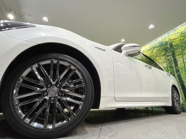 �y�����I�v�V����18�C���`�A���~�z�C�[���z�����I�v�V�����z�C�[���𑕒��B���s���\�̌���ɉ����A�O�ς����X�^�C���b�V���ɂȂ��Ă��܂��B