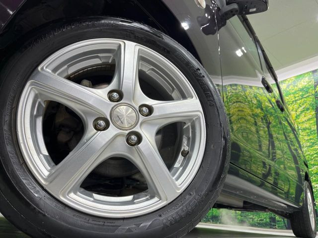 �y14�C���`�A���~�z�C�[���z�O�ςɃ}�b�`�����A���~�z�C�[���𑕒����Ă���܂��B�e��A���~�z�C�[����A�X�^�b�h���X�^�C�����戵�����Ă���܂��B���񂲑��k����������