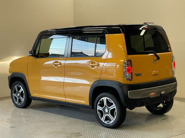 �l�C�̎Ԏ킪�����낢!�e���[�J�[ �ŐV�l�C�Ԃ����C���i�b�v!���ĐG���đI�ׂ�W����ł�!