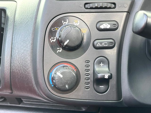 �����~�������Ă��S�Ȃɉ��K�ȋ󒲂�͂��Ă����A�_�C�������G�A�R���𑕔���