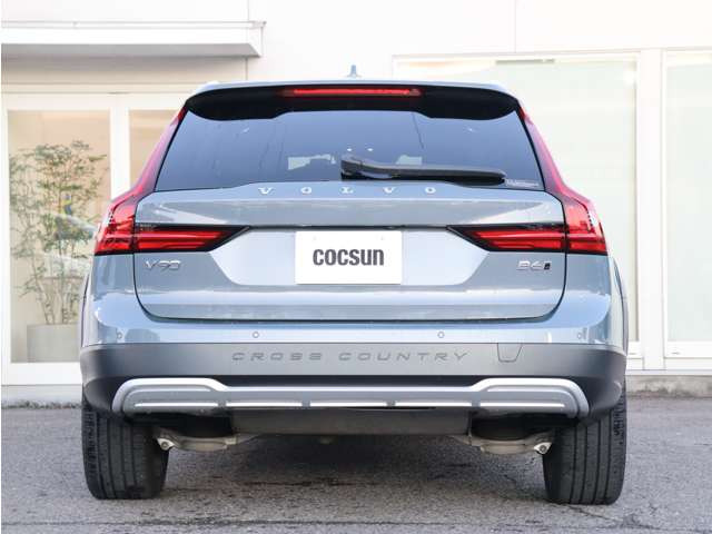 ���s�^�G���W���ɂ̓{���{�̔F�؂��擾����MOTUL�̍����I�C��SPECIFIC RBS0-2AE(0W-20)���g�p���܂��B