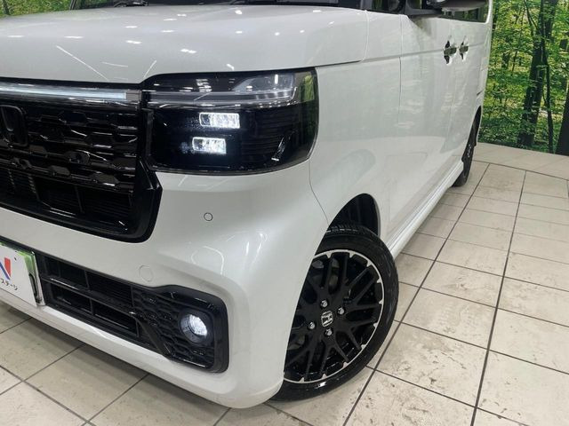 �yLED�w�b�h���C�g�z���V����ԑ��s�����ǍD�Ȏ��E���m�ۂ����S���ĉ^�]�ł��鍂�P�xLED�w�b�h���C�g�𑕔�!�_�����x�������A����d�͂��}�����Ă��܂��B